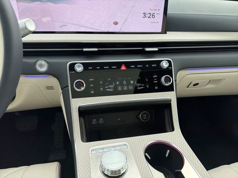 Used 2026 Genesis GV80 3.5T Prestige image 16