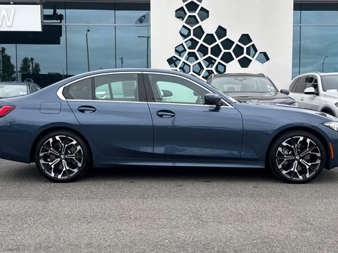 Used 2026 BMW 330i Sedan w/ Premium Package RWD image 8