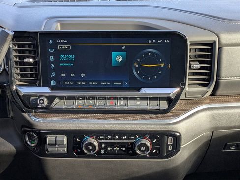 Used 2025 Chevrolet Silverado 1500 LT image 19