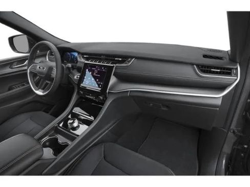 New 2026 Jeep Grand Cherokee L Limited AWD/4WD image 17