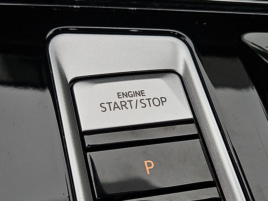 Certified 2024 Volkswagen Atlas SE AWD/4WD image 25