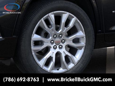 New 2024 GMC Acadia Denali w/ Super Cruise Package image 9