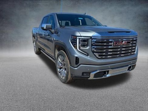 Used 2024 GMC Sierra 1500 Denali w/ Denali Reserve Package AWD/4WD image 2