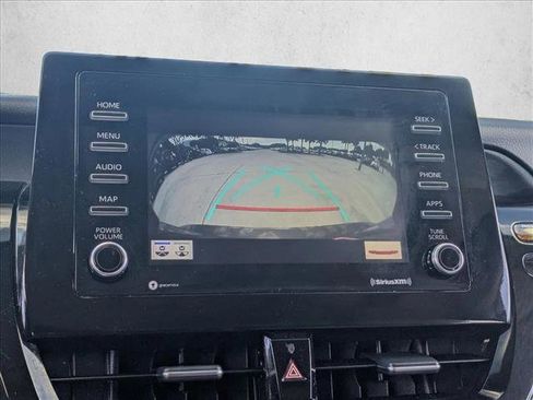 Used 2024 Toyota Camry SE image 12