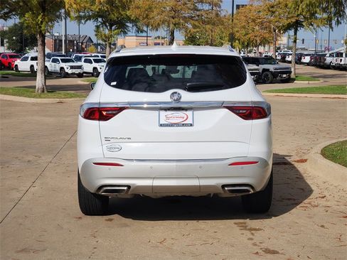 Used 2024 Buick Enclave Premium image 6