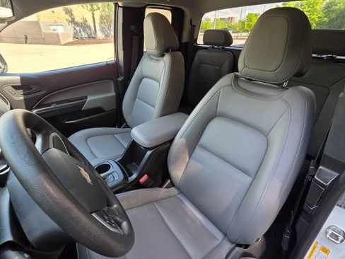 Used 2022 Chevrolet Colorado W/T w/ WT Convenience Package RWD image 14