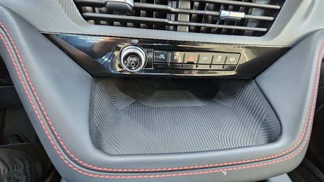 Used 2026 Ford Explorer ST AWD/4WD image 21