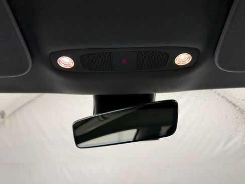 Used 2019 Tesla Model 3 Standard Range image 35