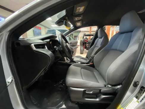 Used 2025 Toyota Corolla Cross AWD Hybrid image 18