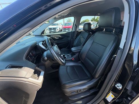 Used 2024 GMC Terrain SLT AWD/4WD image 39