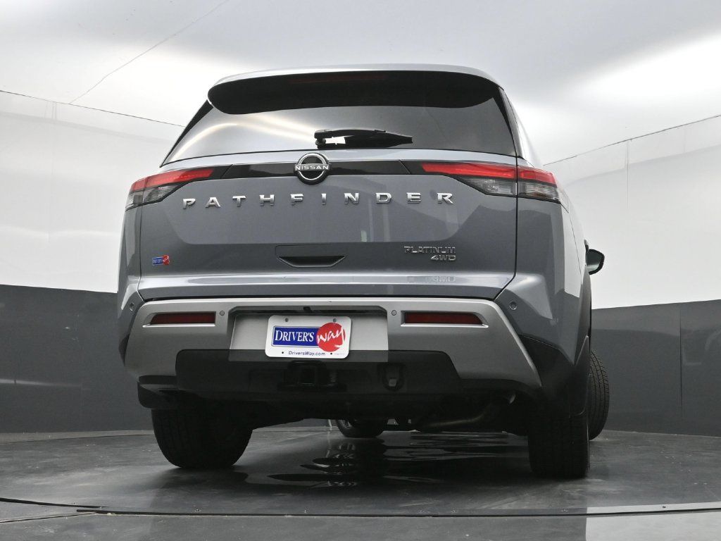 Used 2023 Nissan Pathfinder Platinum AWD/4WD image 34
