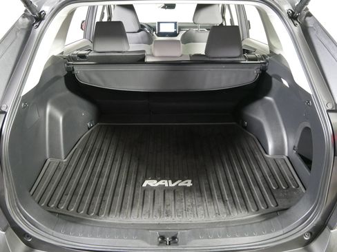Used 2024 Toyota RAV4 XLE w/ Convenience Package AWD/4WD image 18