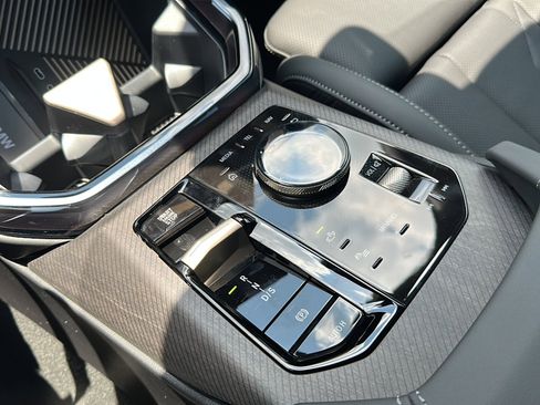 New 2025 BMW X3 xDrive30i w/ Premium Package image 25