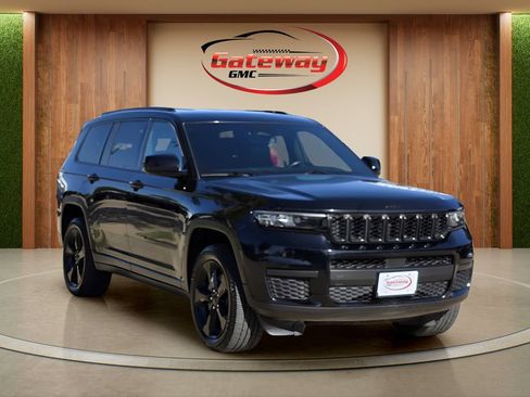 Used 2021 Jeep Grand Cherokee L Laredo AWD/4WD image 3