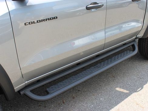 New 2026 Chevrolet Colorado Trail Boss w/ Midnight Edition AWD/4WD image 12