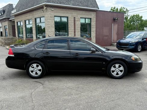 Used 2007 Chevrolet Impala LT w/ Luxury Edition Package FWD image 4