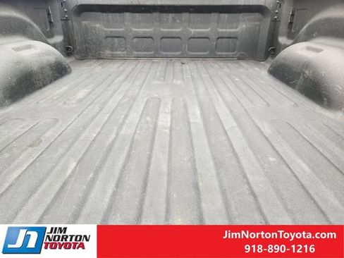 Used 2018 Toyota 4Runner Limited AWD/4WD image 33