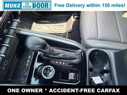 Used 2026 Chevrolet Colorado ZR2 w/ Technology Package AWD/4WD image 26