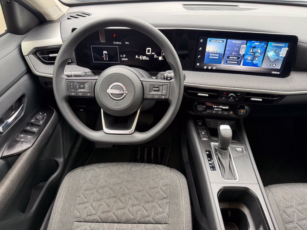 Used 2026 Nissan Kicks SV FWD image 14