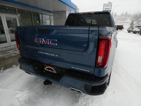 Used 2024 GMC Sierra 1500 Denali w/ Denali Reserve Package image 3