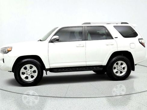 Used 2023 Toyota 4Runner SR5 Premium w/ Moonroof Package AWD/4WD image 8