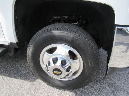 Used 2019 Chevrolet Silverado 3500 LTZ w/ Duramax Plus Package AWD/4WD image 10