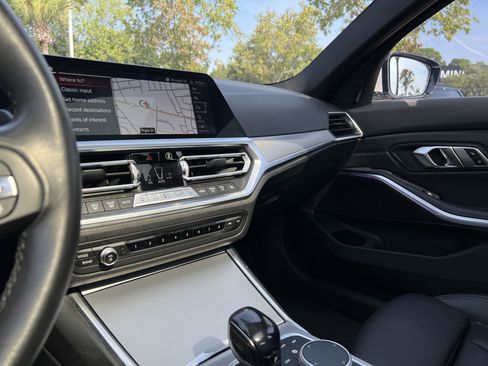 Used 2020 BMW 330i xDrive Sedan w/ Premium Package AWD/4WD image 30