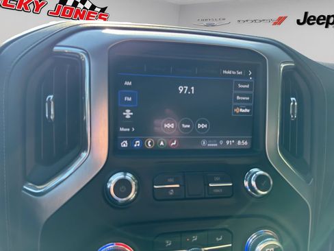 Used 2021 GMC Sierra 1500 SLT w/ SLT Premium Plus Package AWD/4WD image 33