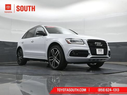 Used 2017 Audi Q5 3.0T Premium Plus w/ Technology Package AWD/4WD image 43