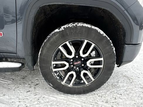 Certified 2021 GMC Sierra 1500 AT4 w/ AT4 Preferred Package image 33