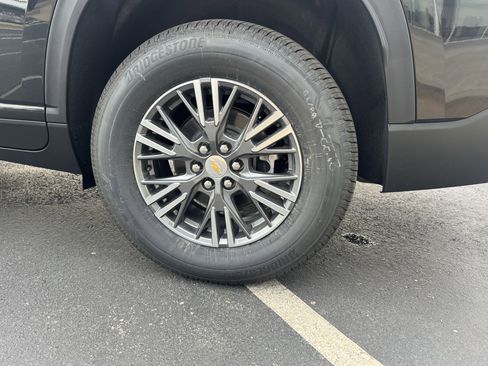 New 2026 Chevrolet Traverse LT w/ Driver Confidence Package image 7