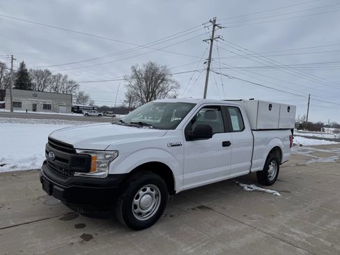 Used 2018 Ford F150 XL w/ Equipment Group 101A Mid image 2