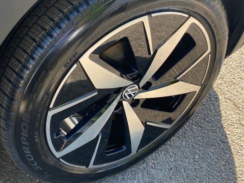 Used 2023 Volkswagen ID.4 Pro S image 22