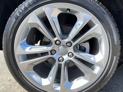 Used 2017 Audi Q3 2.0T Premium Plus w/ Premium Plus Package image 18