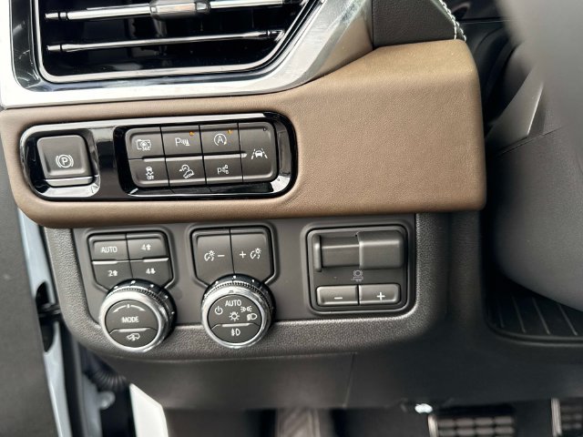New 2027 GMC Yukon XL Denali Ultimate AWD/4WD image 35