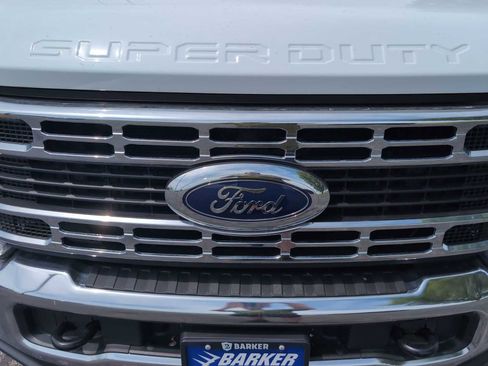Used 2024 Ford F550 4x4 Regular Cab Super Duty w/ XLT Value Package image 25