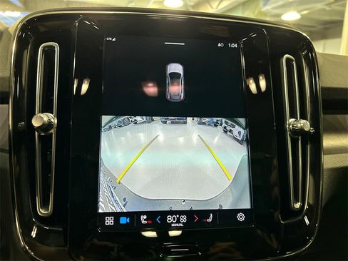 Certified 2023 Volvo C40 P8 Recharge Ultimate w/ Protection Package Premier image 16