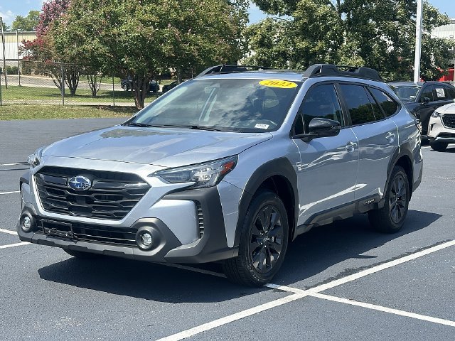 Used 2023 Subaru Outback Onyx Edition AWD/4WD image 3