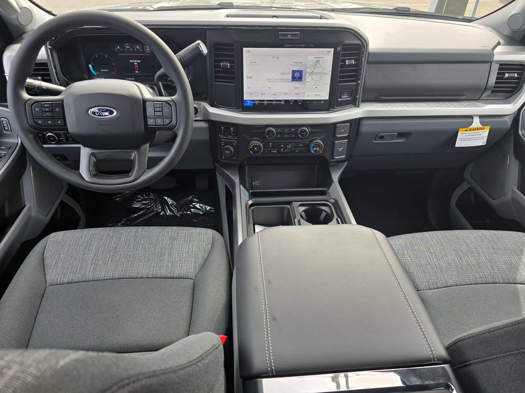 New 2026 Ford F350 XLT w/ XLT Premium Package AWD/4WD image 15