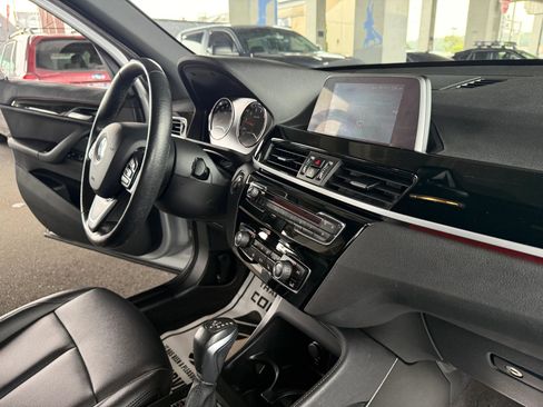 Used 2019 BMW X1 xDrive28i w/ Convenience Package AWD/4WD image 24