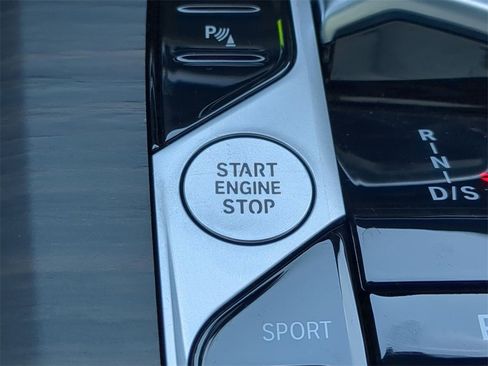 Certified 2024 BMW X5 sDrive40i w/ Premium Package image 30