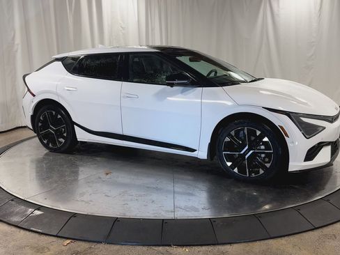 New 2025 Kia EV6 GT-Line image 2