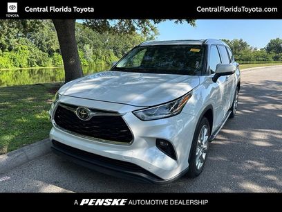 Used 2022 Toyota Highlander Limited