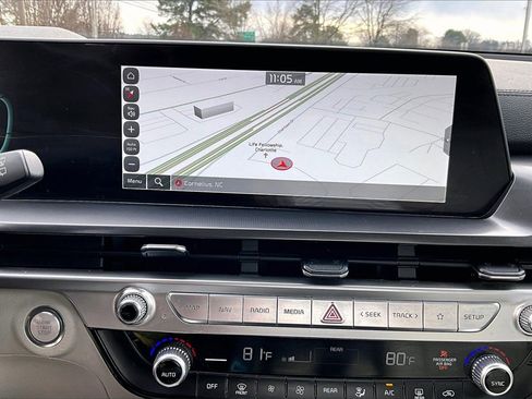 Used 2023 Kia Telluride S w/ S Sunroof Package image 13