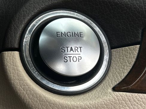 Used 2014 Mercedes-Benz E 350 Cabriolet image 28