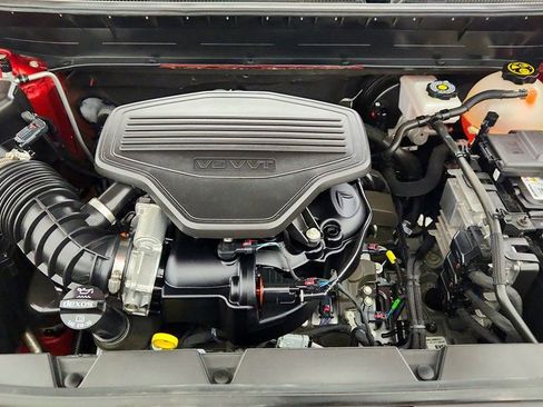 Used 2023 GMC Acadia AT4 w/ Technology Package image 29