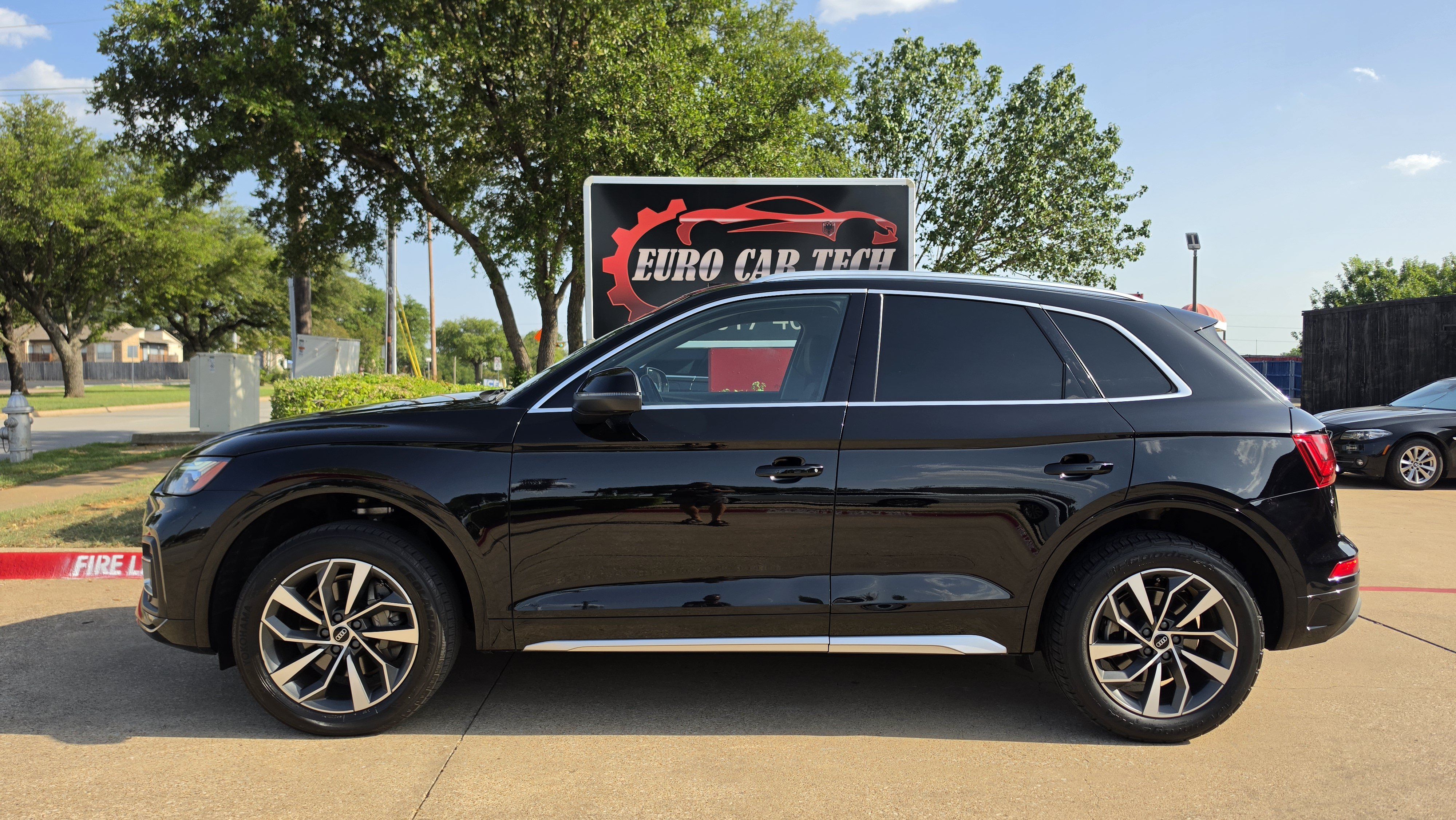 Used 2021 Audi Q5 2.0T Premium Plus AWD/4WD image 2
