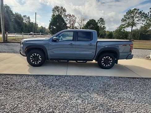 Certified 2024 Nissan Frontier PRO-4X w/ Pro Convenience Package image 12