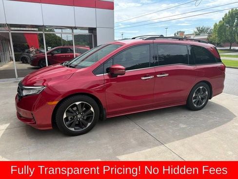 Used 2023 Honda Odyssey Elite image 4