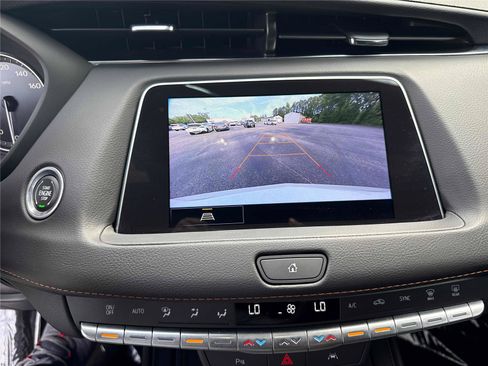 Used 2023 Cadillac XT4 Sport FWD image 21